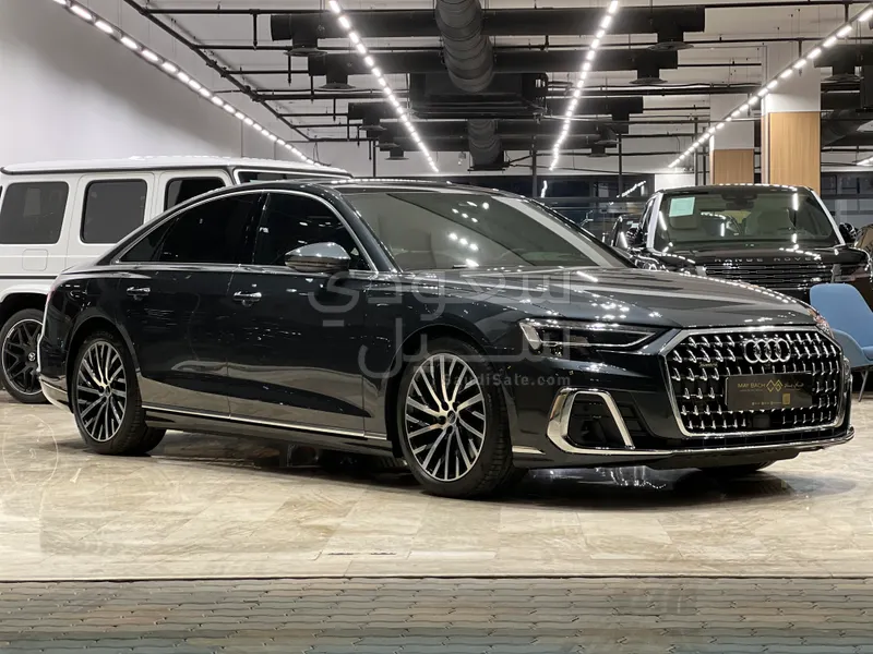 2025 اودي اي 8