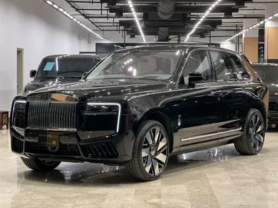 2025 رولز رويس كولينان سلفر بادج