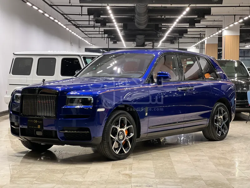 2022 رولز رويس كولينان بلاك بادج