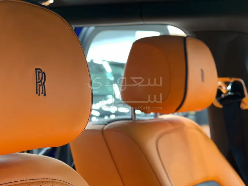 2022 رولز رويس كولينان بلاك بادج