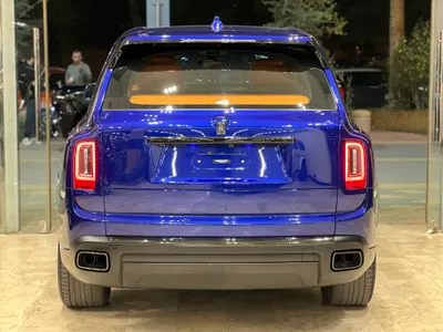 2022 رولز رويس كولينان بلاك بادج