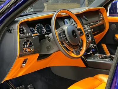 2022 رولز رويس كولينان بلاك بادج