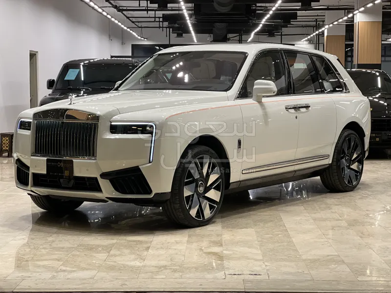 2026 رولز رويس كولينان سلفر بادج