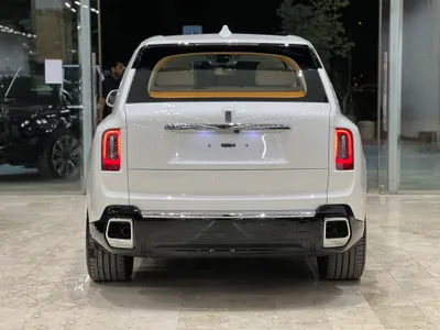 2026 رولز رويس كولينان سلفر بادج