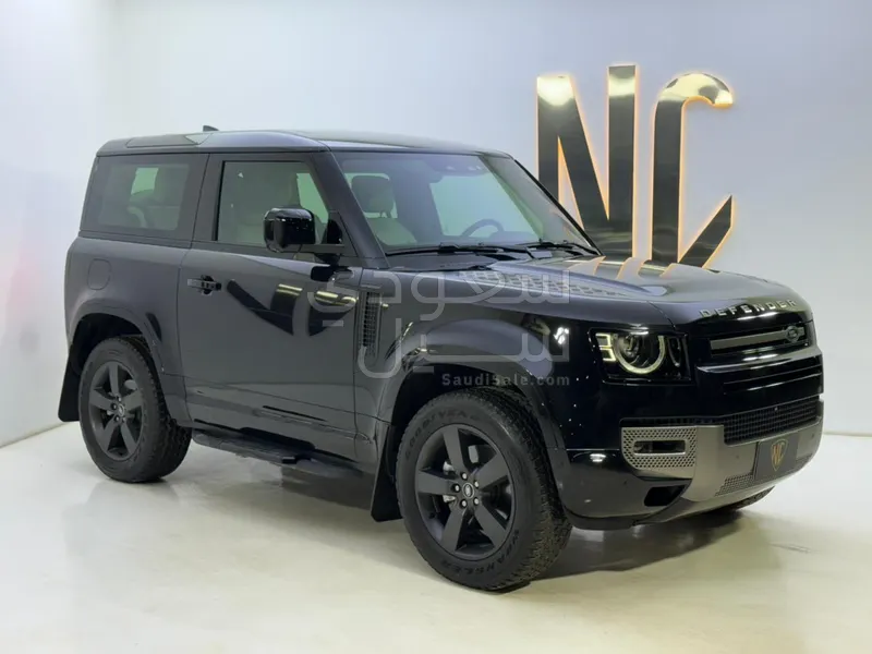 2025 لاند روفر ديفيندر اكس داينمك