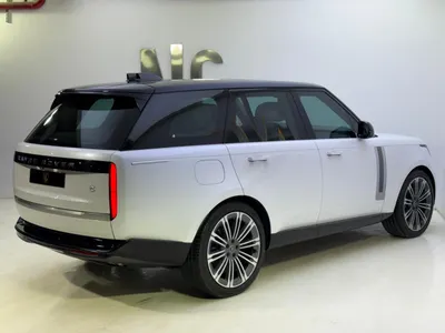 2024 لاند روفر رينج روفر اس في اوتوبيوغرافي