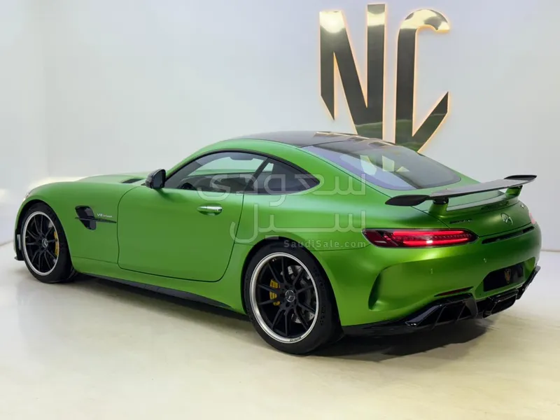 2020 مرسيدس - بنز جي تي أر أي إم جي