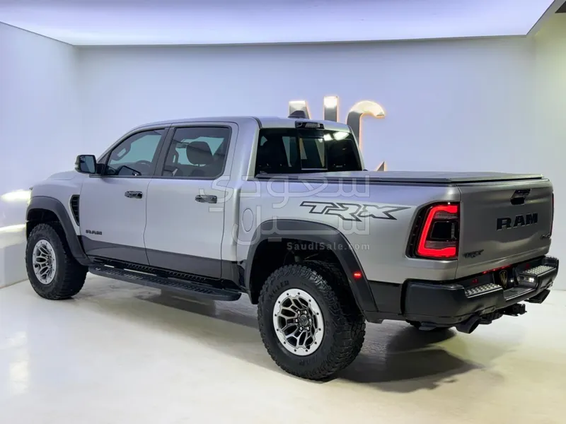 2024 دودج رام تي ار اكس