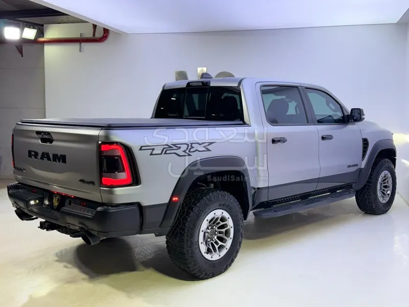 2024 دودج رام تي ار اكس