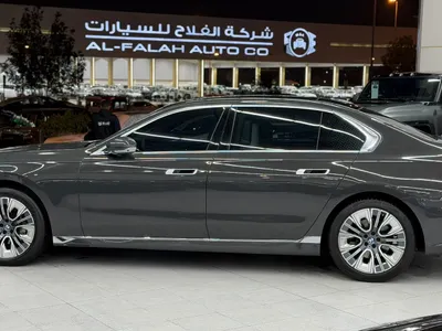 2023 بي ام دبليو الفئة السابعة 735أي