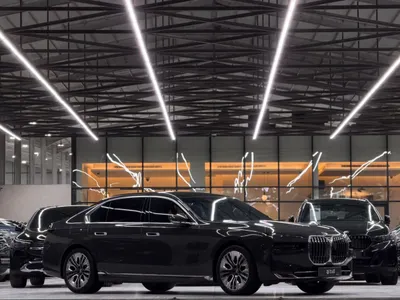 2023 بي ام دبليو الفئة السابعة 735أي