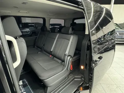 2022 هيونداي ستاريا