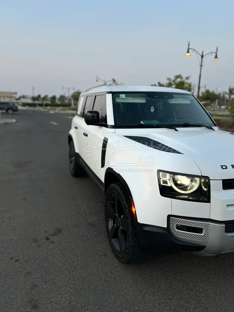 2020 لاند روفر ديفيندر اتش اس اي