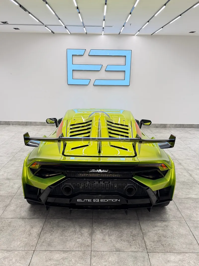 2022 لمبرجيني هوراكان إس تو أو