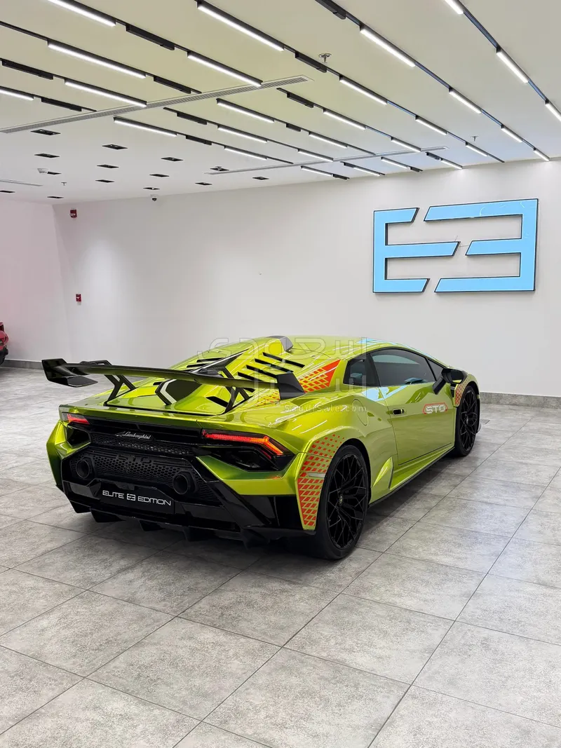 2022 لمبرجيني هوراكان إس تو أو