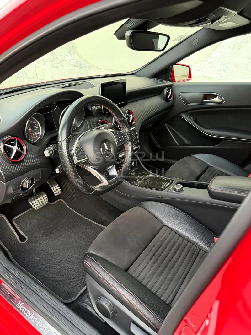 2018 مرسيدس - بنز أي 250