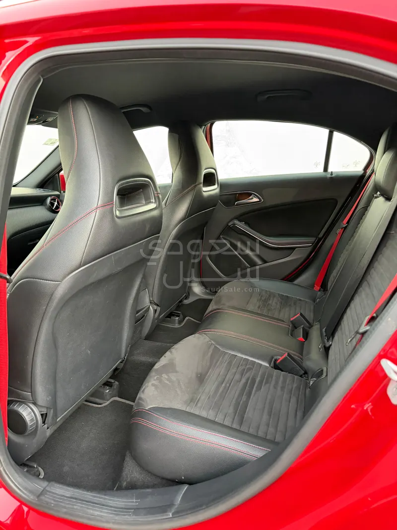 2018 مرسيدس - بنز أي 250