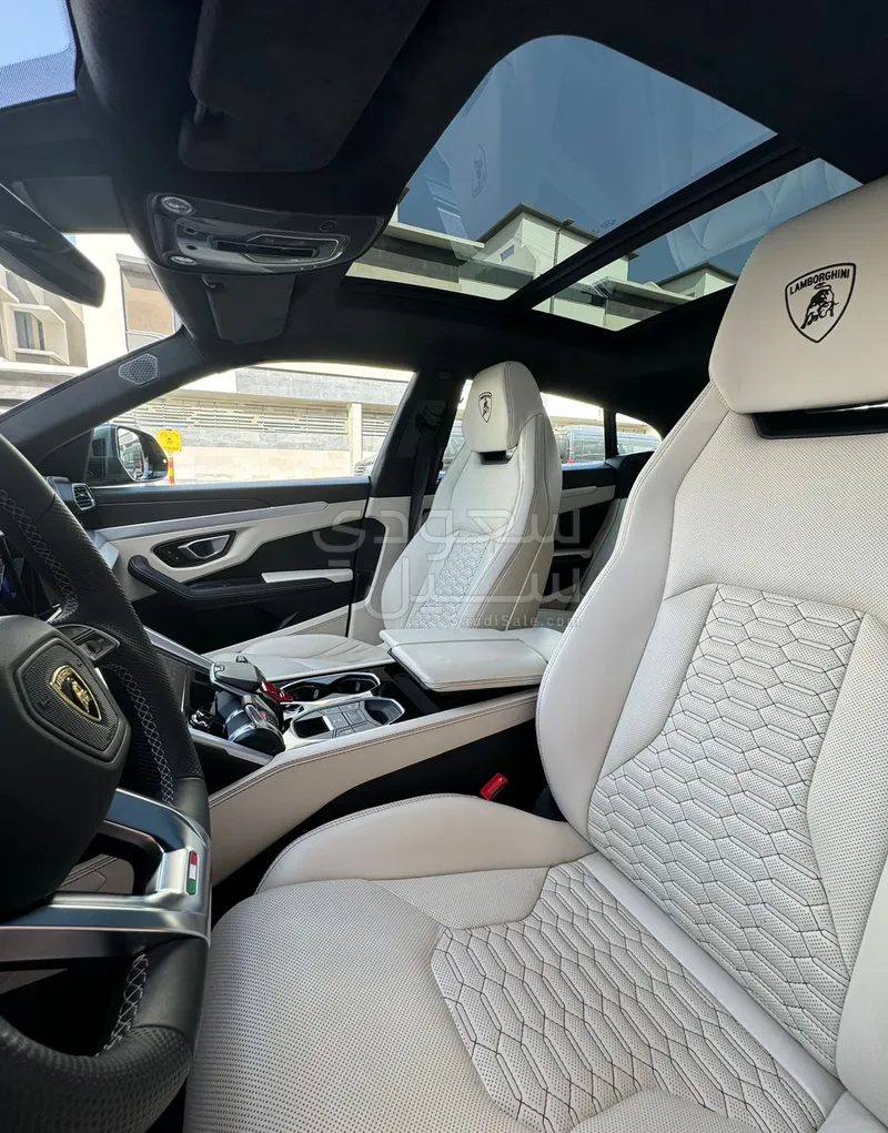 2020 لمبرجيني اوروس