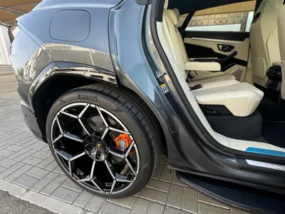 2020 لمبرجيني اوروس