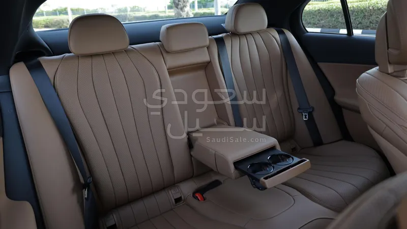 2026 مرسيدس - بنز إي 200 أي إم جي