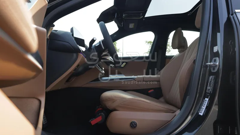 2026 مرسيدس - بنز إي 200 أي إم جي