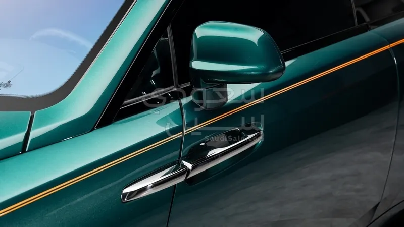 2023 رولز رويس رييث بلاك بادج