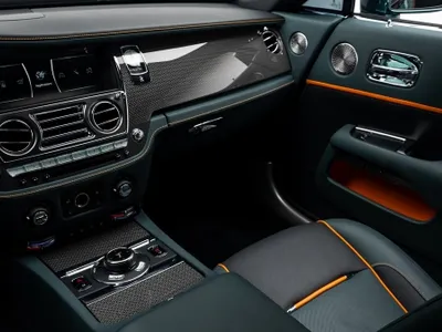 2023 رولز رويس رييث بلاك بادج