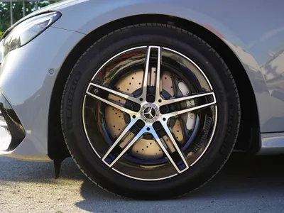 2026 مرسيدس - بنز إي 200 كوبيه أي إم جي