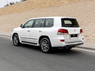 2014 لكزس إل إكس 570 اس