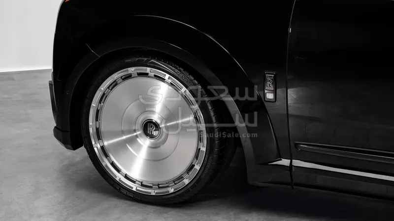 2026 رولز رويس كولينان بلاك بادج