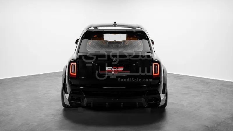 2026 رولز رويس كولينان بلاك بادج