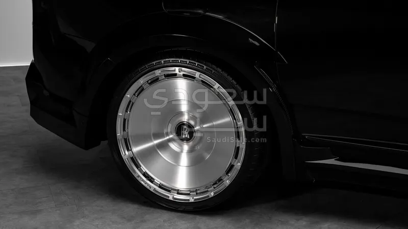 2026 رولز رويس كولينان بلاك بادج