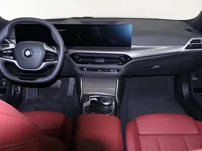 2025 بي ام دبليو الفئة الثالثة 320 أي