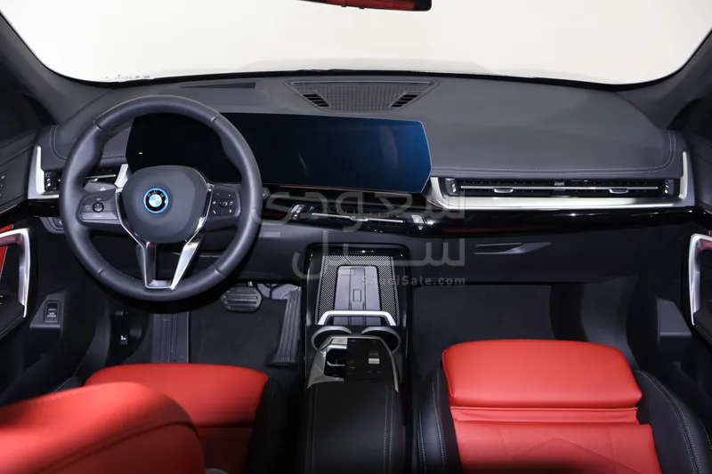 2025 بي ام دبليو الفئة اي