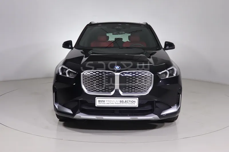 2025 بي ام دبليو الفئة اي