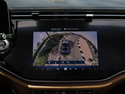 2026 مرسيدس - بنز إي 300 أي إم جي