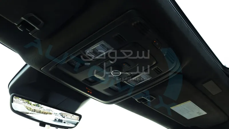 2025 كاديلاك اسكاليد بلاتينيوم