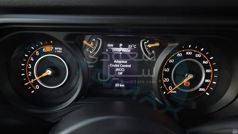 2025 جييب رانجلر سبورت بلس