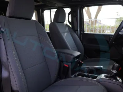 2025 جييب رانجلر سبورت بلس