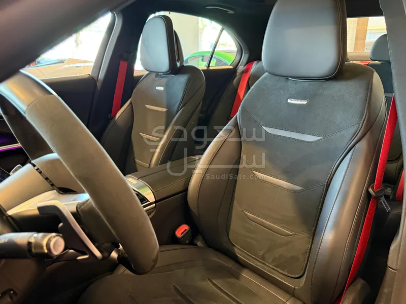 2024 مرسيدس - بنز سي 63 أي إم جي