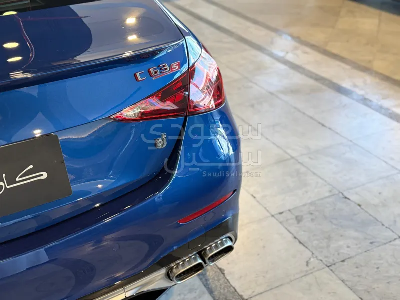 2024 مرسيدس - بنز سي 63 أي إم جي