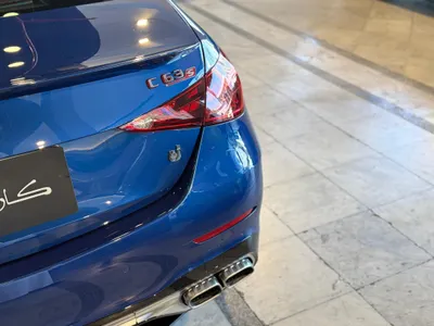 2024 مرسيدس - بنز سي 63 أي إم جي