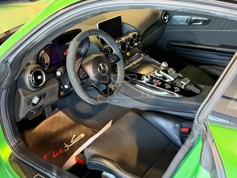 2018 مرسيدس - بنز جي تي أر أي إم جي