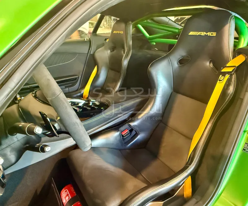 2018 مرسيدس - بنز جي تي أر أي إم جي