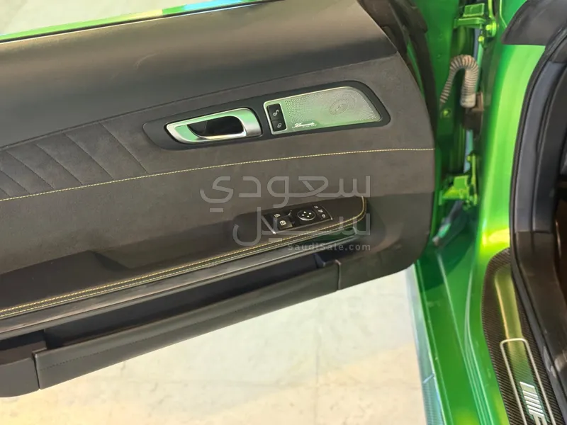 2018 مرسيدس - بنز جي تي أر أي إم جي