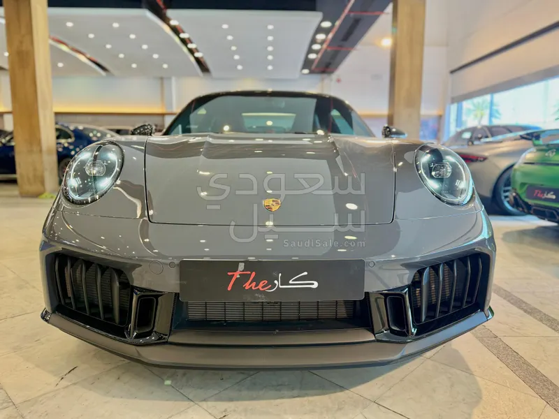 2025 بورش 911 كاريرا جي تي اس