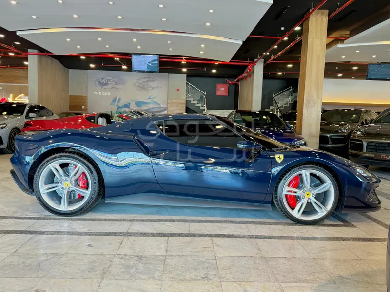 2024 فيراري جي تي بي 296