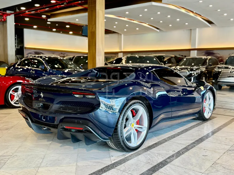 2024 فيراري جي تي بي 296