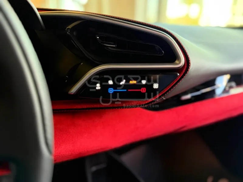 2024 فيراري جي تي بي 296