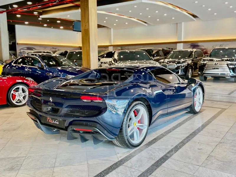 2024 فيراري جي تي بي 296